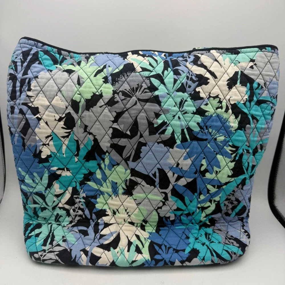 Vera Bradley Tote Bag Womens Medium Blue Floral Camofloral Quilted Cotton